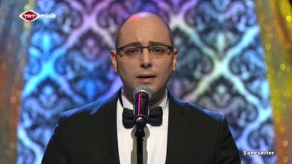 Suat Güney / Bıktın mı siyah gözlü güzel kız elemimden