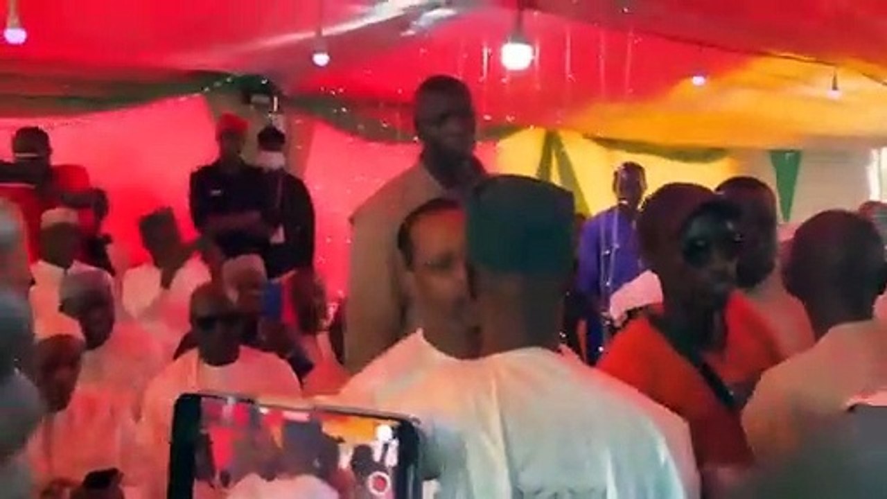 Ousmane Sonko "rencontre" Mame Boye DIAO de l'APR à Bignona (suite)