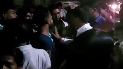 রঘুনাথপুর :কাউন্সিলারের বাড়ি ঘেরাও করে বিক্ষোভ! উত্তাল এলাকা