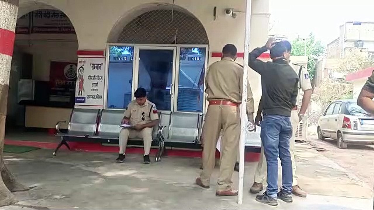 Police seized more than 600 grams of gold