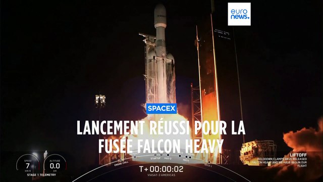 SpaceX fait enfin décoller sa fusée géante Falcon 9 Heavy et déploie trois nouveaux satellites