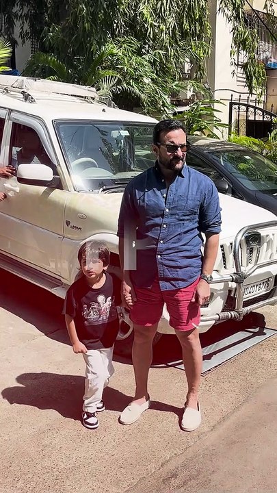 Saif Ali Khan & Taimur Spotted At Khar In Mumbai