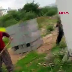 Yapmak istediği fahiş zammı kabul etmeyen kiracısının duvarını parçalayıp asma kilit taktı