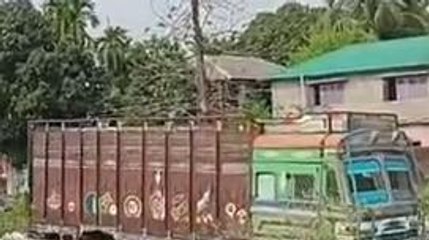 বড় সাফল্য পুলিশের! বন্ধ গাড়িতে মুখে দড়ি বেঁধে পাচার; ৩৬...See More