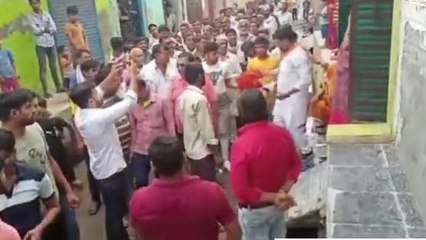 मथुरा: स्थानीय मुद्दों को चुनावी एजेंडा बनाकर जनता से वोट मांग रहे प्रत्याशी