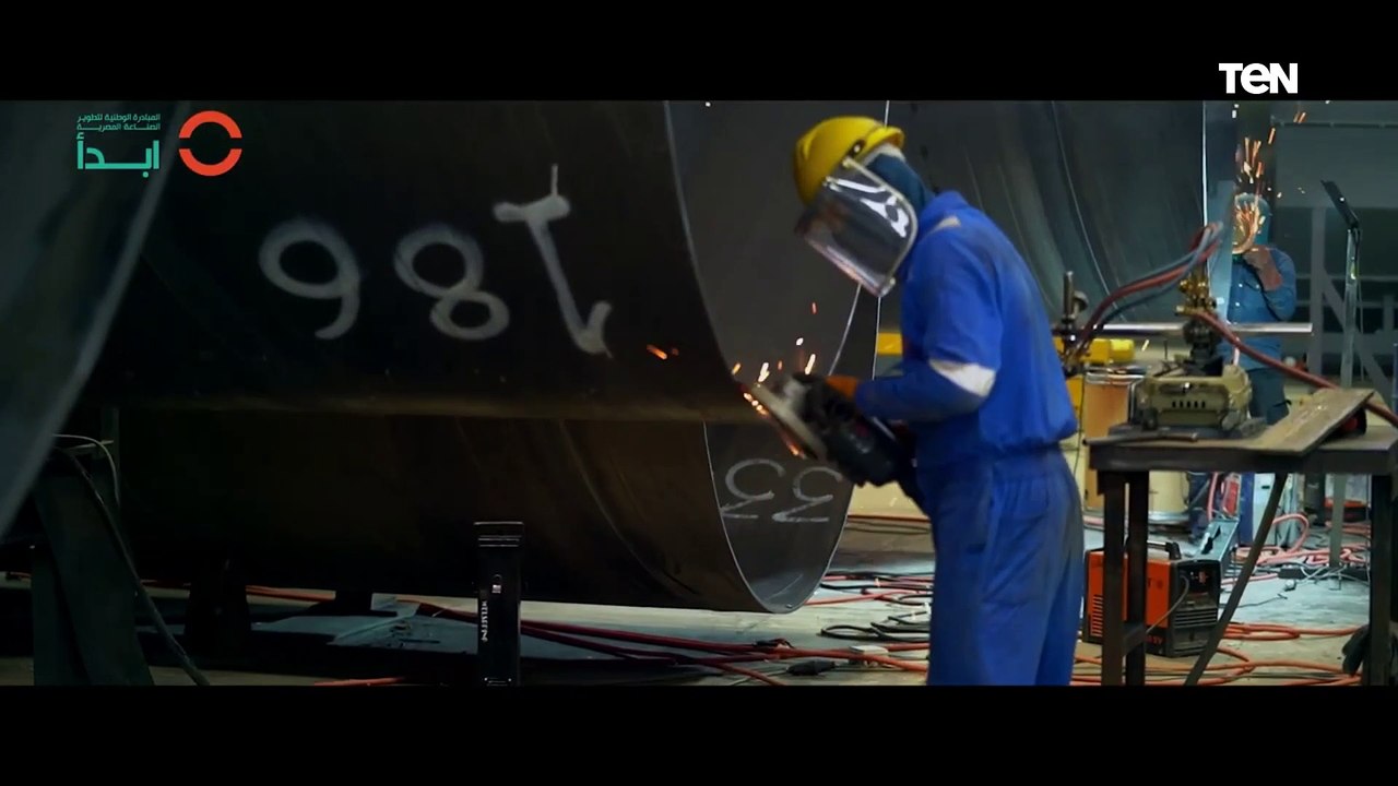 علشان من غيركم مانقدرش نكمل شكرا لكل اللي بيبني ويعمر.. شكرا لكل عمال مصر ❤️