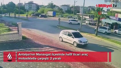 Hafif ticari araç motosikletle çarpıştı: 2 yaralı