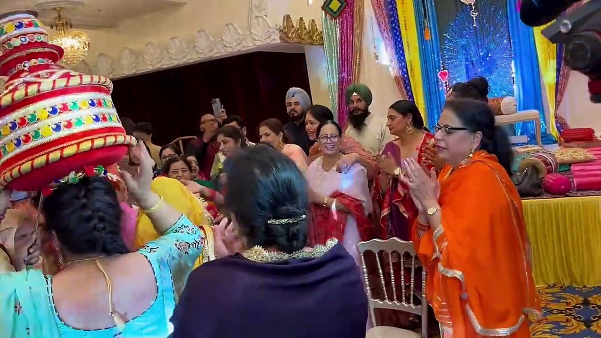 ⁣Sithniyan Punjabi Wedding in America - Chorus -Folklore Folk songs Marriage songs