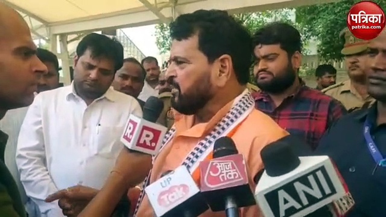 बृजभूषण बोले- मुझे फांसी दे दो, लेकिन बच्चों के भविष्य से खिलवाड़ ना करें; धरने में बाबा का हाथ