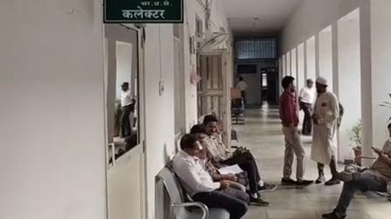 झाबुआ: ग्रामीण अंचलों में गहराया पेयजल संकट,कले...