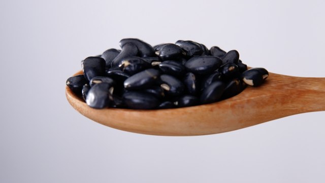 Are Beans Vegetables? Here's What a Dietitian Has to Say