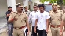 एटा: भाजपा जिलाध्यक्ष से एक करोड़ की रंगदारी मांगने के मामले में पिता-पुत्र गिरफ्तार