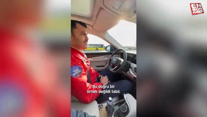 Murat Kurum Togg ile TEKNOFEST'e giderken yolda karşılaştığı gençlerle yarıştı