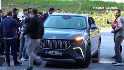 Türkiye’nin milli otomobili TOGG’a vatandaşlardan büyük ilgi