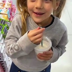 "Nunca vi a una mamá que...": la divertida chicana de Isabella a Wanda Nara en un súper turco