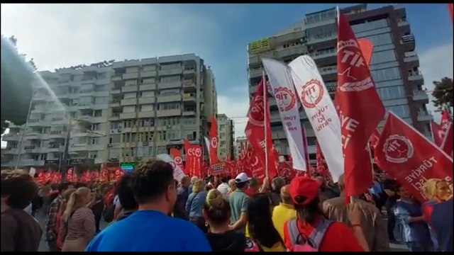 Antalya'da 1 Mayıs Emek ve Dayanışma Günü kutlandı