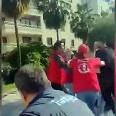 Mersin'de MHP'li grup CHP'li kadınlara saldırdı