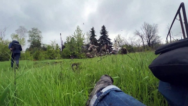 تصاویری از هدف موشک قرار گرفتن سربازان اوکراینی در نزدیکی باهموت