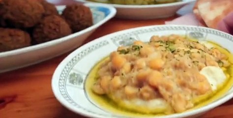 Bizarre Foods: Delicious Destinations S06 E17
