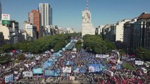 Marchas en Latinoamérica exigen medidas contra la inflación y mejores condiciones laborales