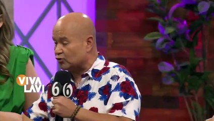 Anuel se lleva tremendo susto en pleno show