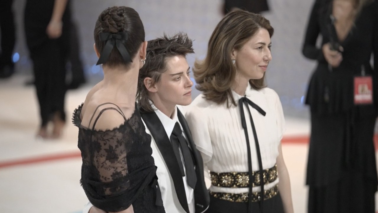 Kristen Stewart Wore a Gamine Cropped Blazer and Trousers at the 2023 Met Gala