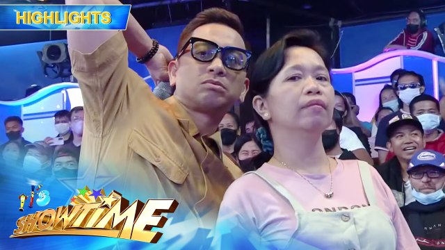 Jhong shows off his catwalk with his RamPartner | It's Showtime