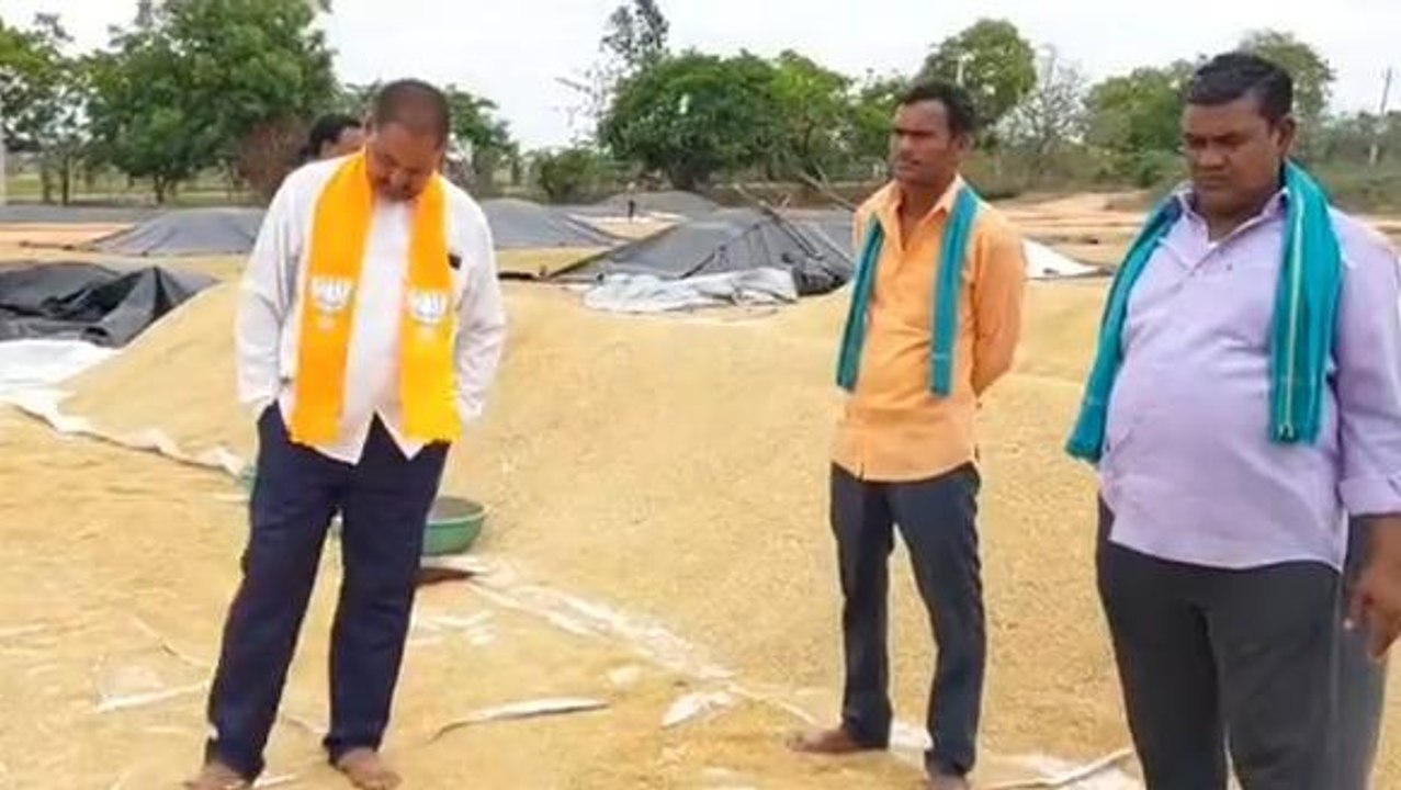 ఆర్మూర్: అకాల వర్షంతో రైతులకు అపార నష్టం.. ఆదుకోండి..!