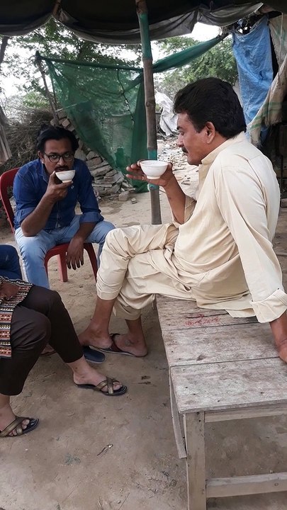 Shadi pe jaty waqat break time
