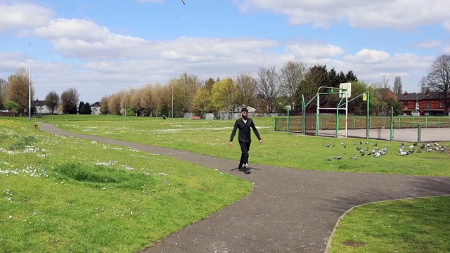 Man diagnosed with bone cancer had his leg amputated and his foot sewed on backwards