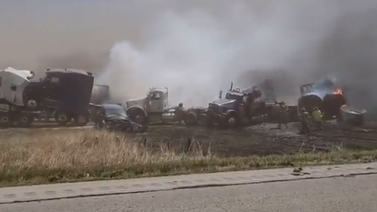 États-Unis : un immense carambolage provoqué par une tempête de poussière fait 6 morts