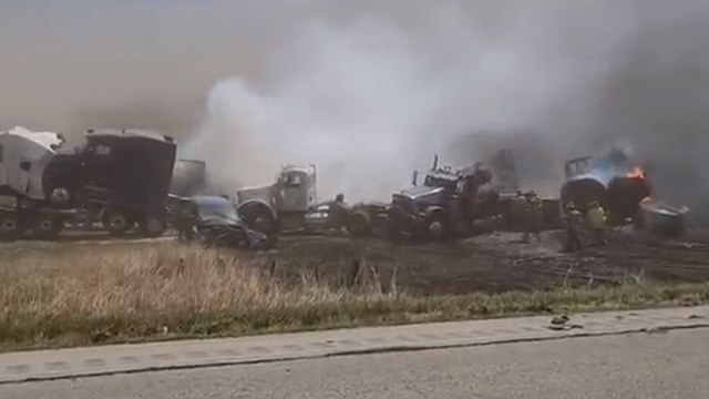 États-Unis : un immense carambolage provoqué par une tempête de poussière fait 6 morts