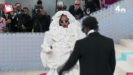 Rihanna'nın MET Gala Şıklığıyla Büyüledi ✨