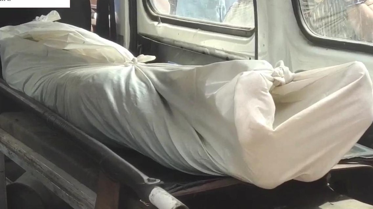 रोहतास: माल गाड़ी ट्रेन से एक व्यक्ति की कटकर हुई दर्दनाक मौत, देखिये खबर