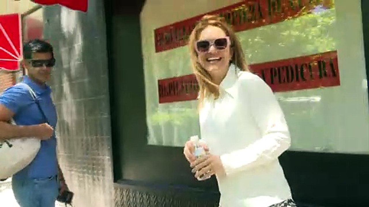 Beatriz Trapote reaparece junto a Víctor Janeir...