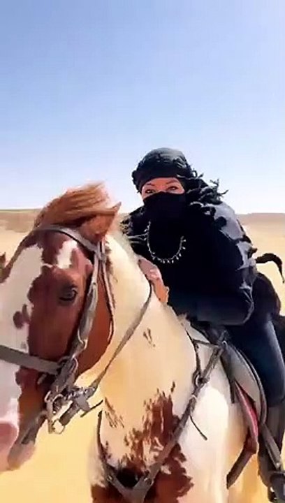 Horse riding | beautiful girl riding horse