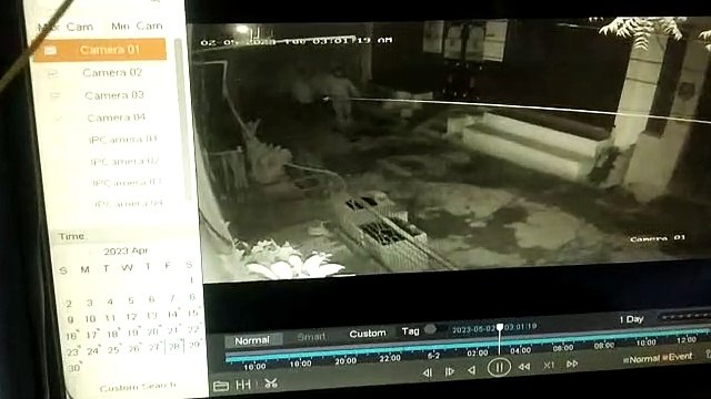 तीन सूने मकानों से नकदी एवं जेवरात चोरी