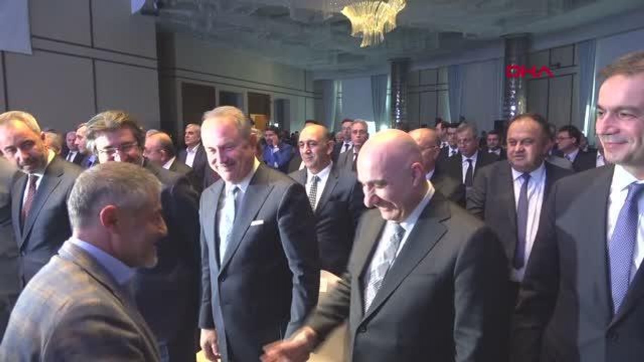 BAKAN NEBATİ: 2028'DE 90 MİLYON TURİST İLE 100 MİLYAR DOLAR GELİR ELDE ETMEYİ HEDEFLİYORUZ