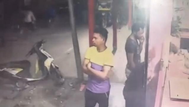 কয়েক লক্ষ টাকার গহনা চুরি! চোরের তল্লাশিতে প্রকাশ্যে এলো সিসিটিভি ফুটেজ... Video