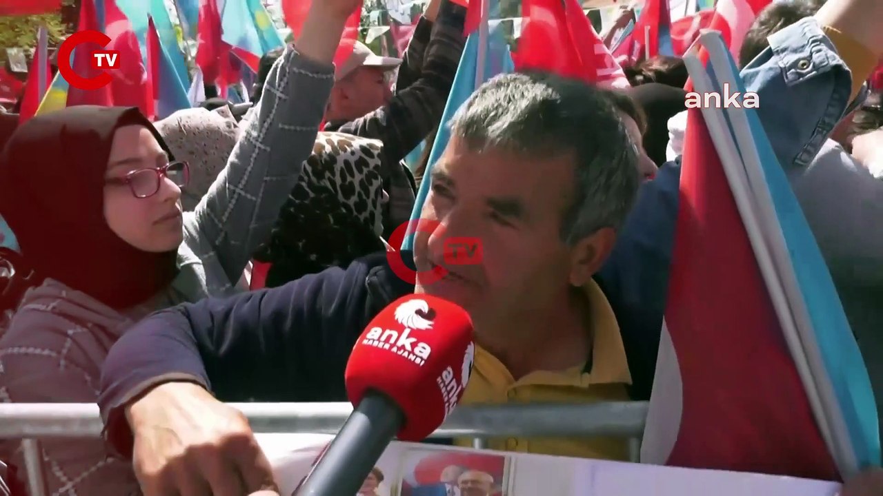 AKŞENER’İN AFYON MİTİNGİNE KATILAN ŞEKER ÜRETİCİSİ BALAMUT: “BEN BUNLARA 20 SENE OY VERDİM, ANAM BABAM MEZARDAN GELSE OY VERMİYORUM, HAKKIMI DA HELAL ETMİYORUM”