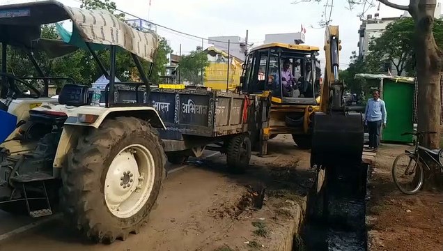 Cleaning of drains started before rain