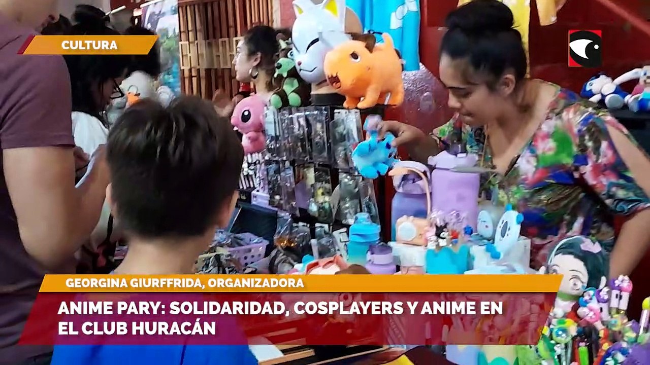 Anime Pary solidaridad, cosplayers y anime en el Club Huracán