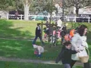 Chasse aux Oeufs dans les jardin de l'Ile