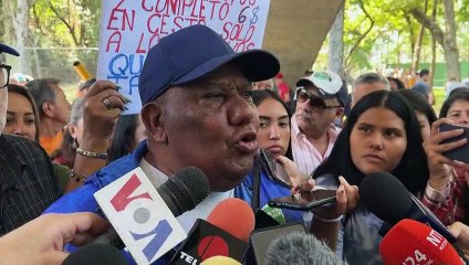 "Anunciaron la muerte del salario": rechazan política de bonos en Venezuela