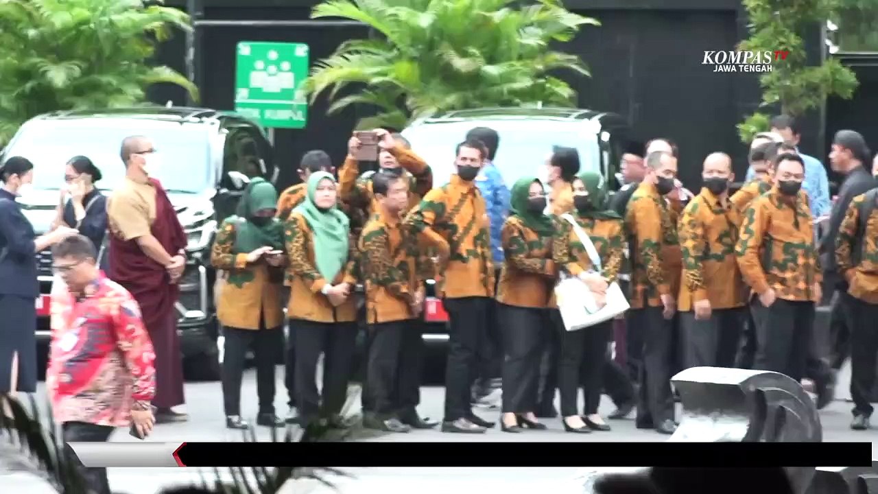 Gibran Bertemu Ganjar Saat Halal Bi Halal