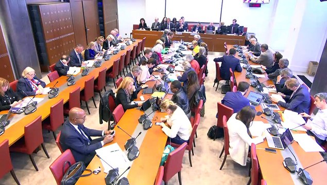 Commission des affaires sociales : M. Olivier Dussopt, ministre du travail, du plein emploi et de l’insertion, et M. Thibaut Guilluy, haut-commissaire à l’emploi et à l’engagement des entreprises - Mardi 2 mai 2023