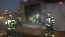 Aparatoso incendio en un polígono industrial en Madrid