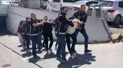 İstanbul'da site şebekesine ikinci operasyon: Ev sahiplerini tehdit eden 5 kişi yakalandı