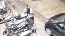 उज्जैन: चोरी का नया स्टाइल लड़की को पीछे बिठाकर करी बाइक की बैटरी चोरी.. Video