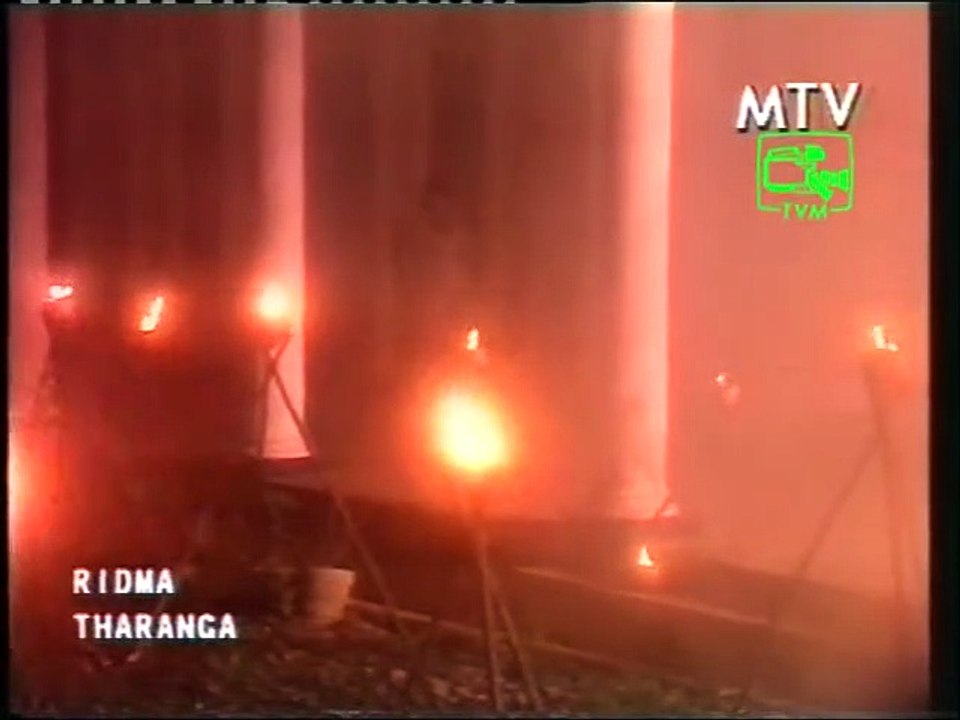 Apata Ekvee inna thibunanam by Nanda Uduwila from Torana Archives